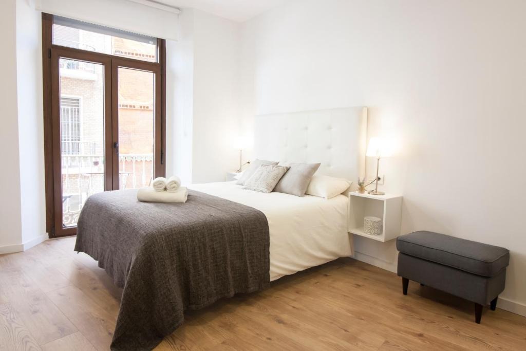 Arriola 2.5 Estudio con 2 balcones (47)