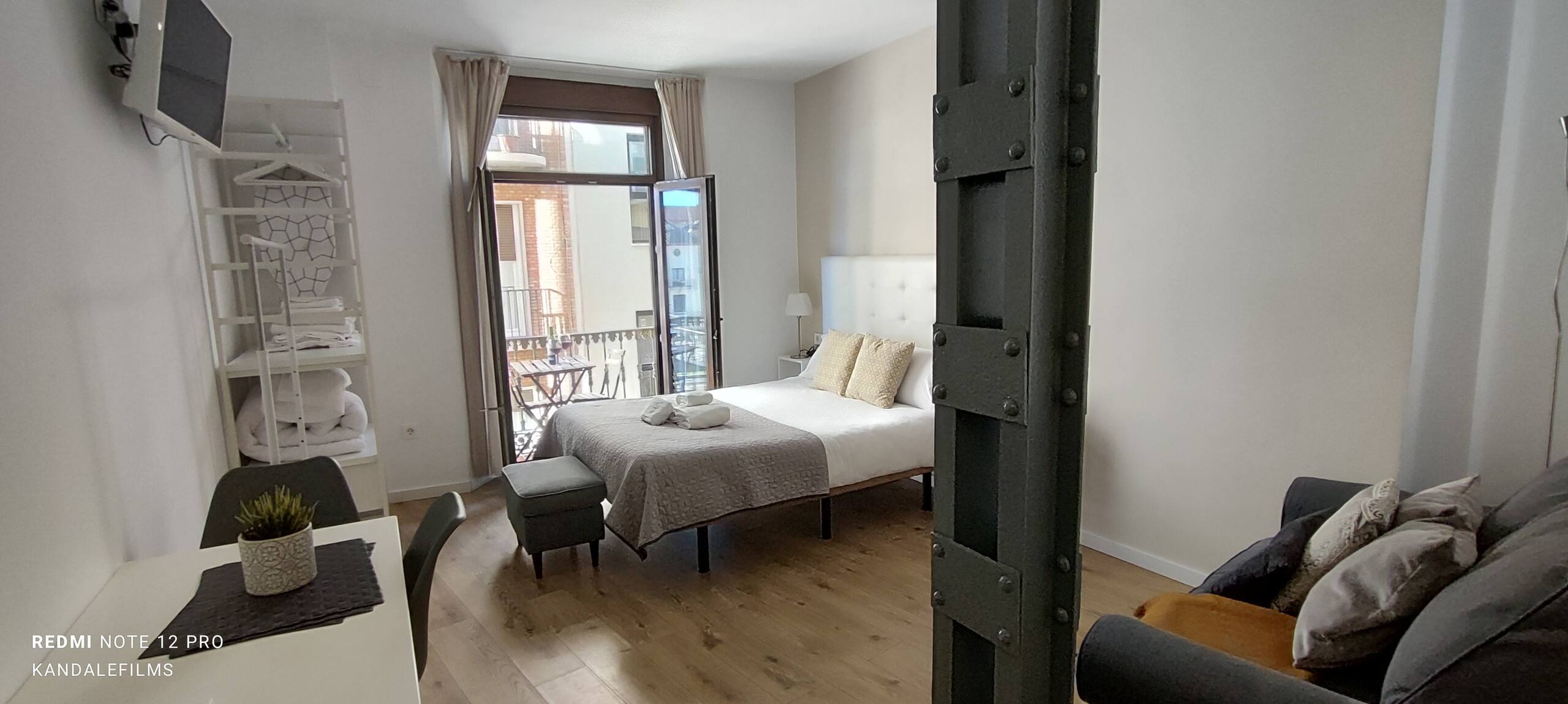 Arriola 2.5 Estudio con 2 balcones (5)