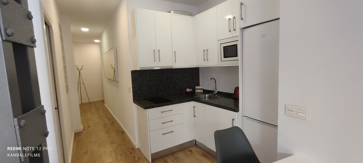 Arriola 2.5 Estudio con 2 balcones (58)